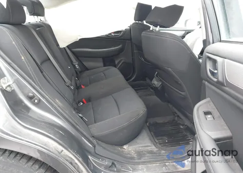 2019 Subaru Legacy 2.5I Premium z USA, uszkodzony, nr VIN 4S3BNAF68K3020493